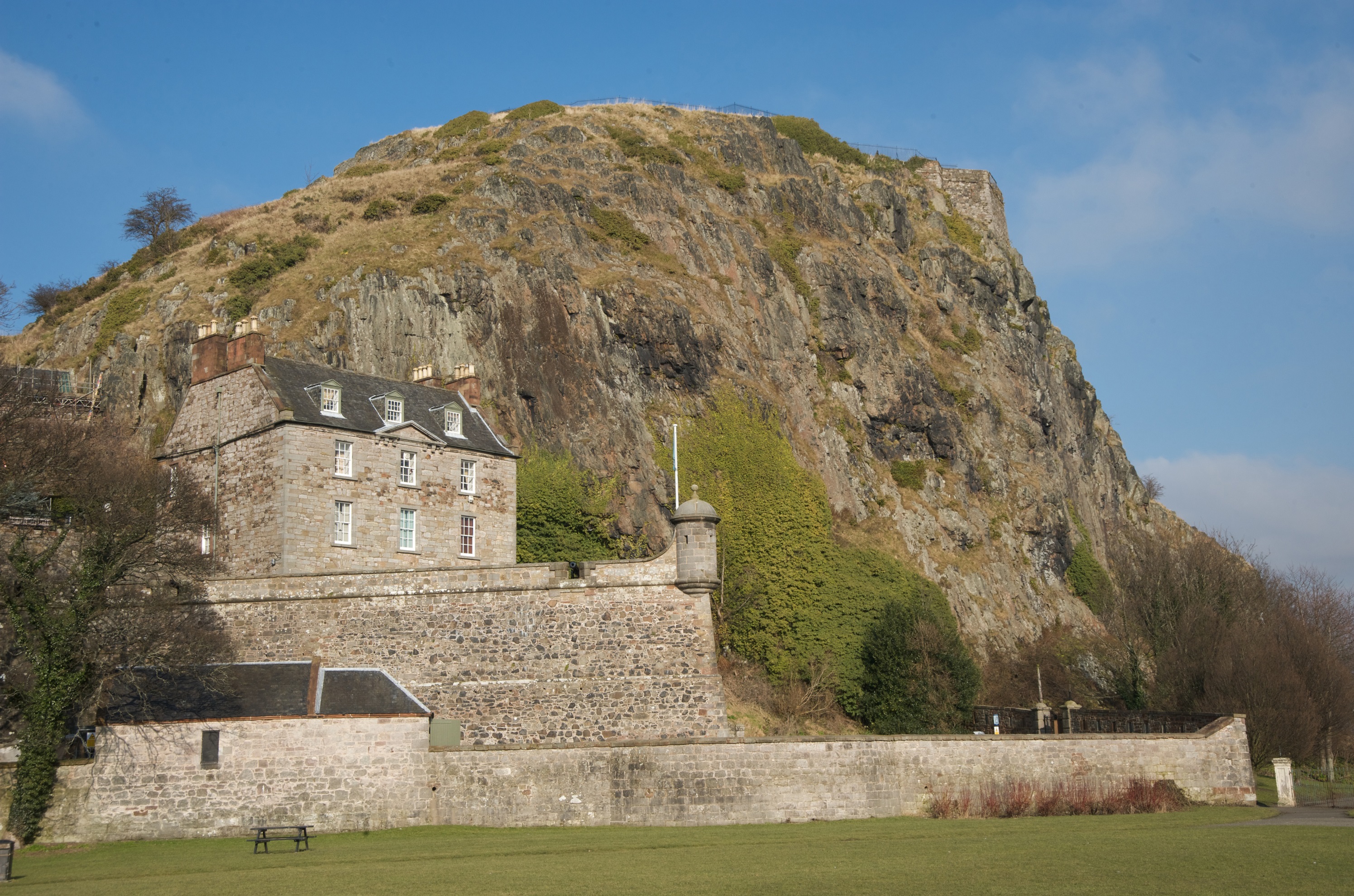 dumbarton castle