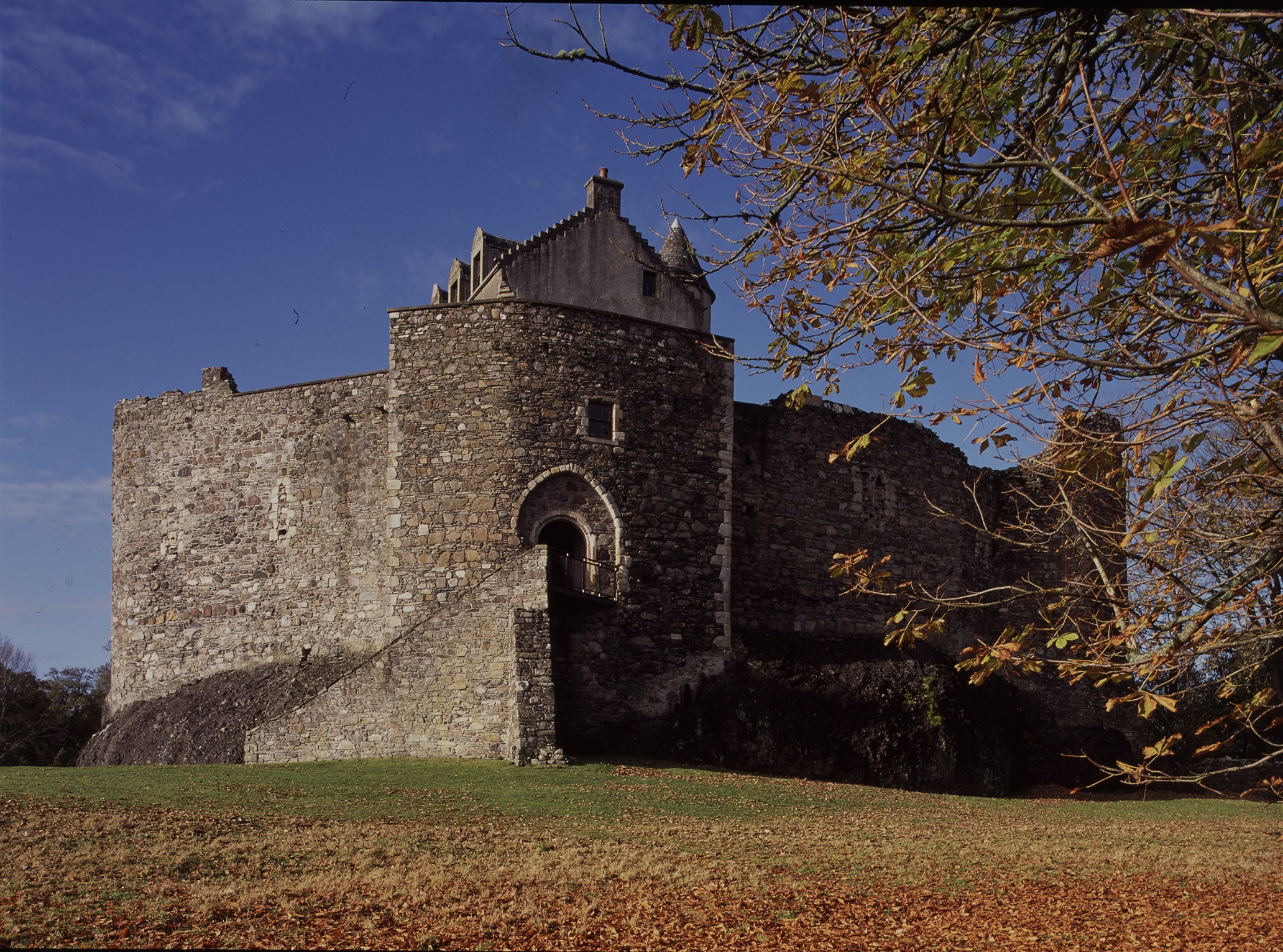 Dunstaffnage Castle in the autumn. 