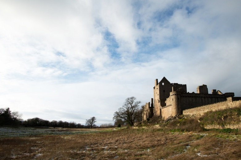 Parkland in front of the ruins of Craigmillar Castle