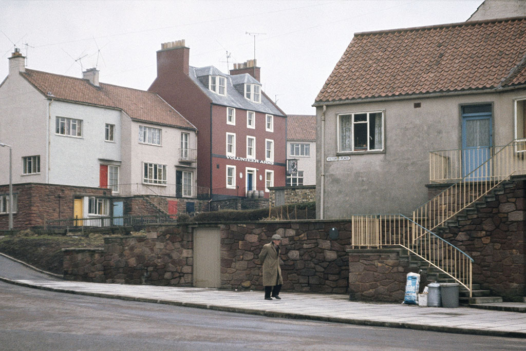 Building modern towns and cities urban housing in Scotland Historic