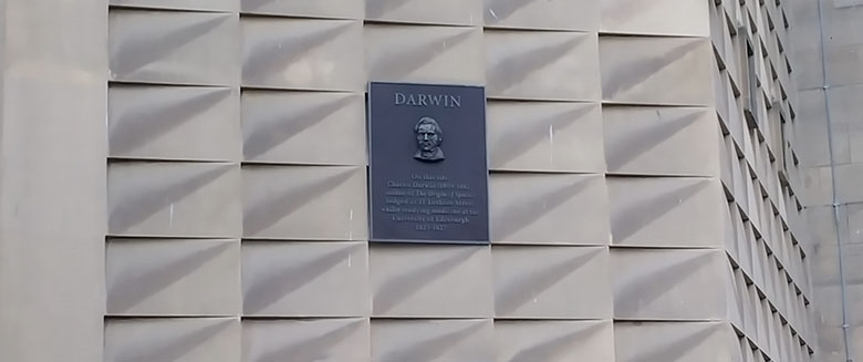 a commemorative plaque to Charles Darwin
