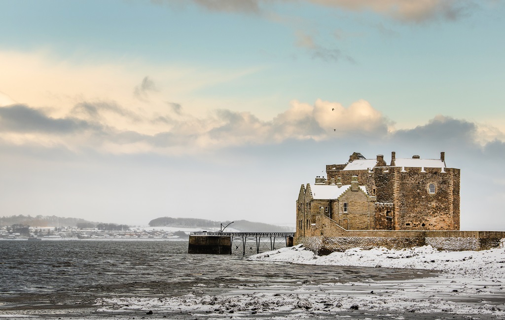 Blackness Castle on a snowy day.