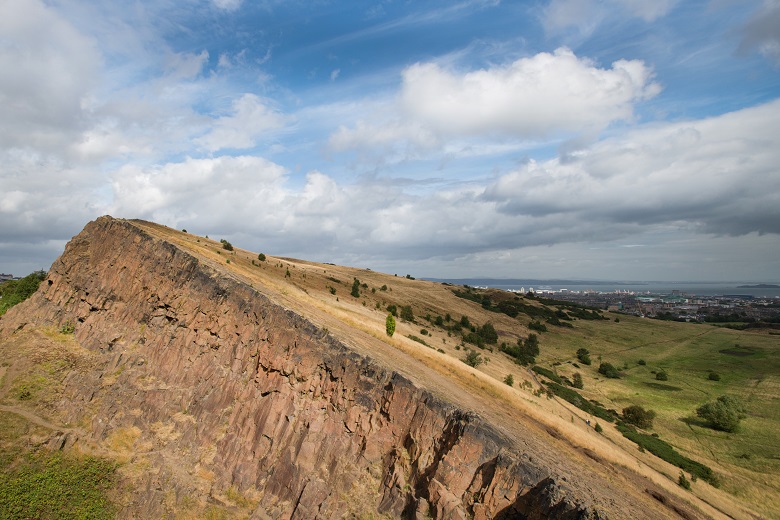 A rocky cliffface in Holyrood Park