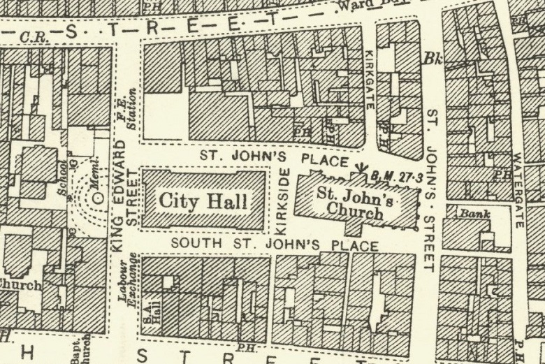 Part of a map showing the location of Perth City Hall in 1930. It now occupies a prominent position away from other buildings with wide streets on all four sides. 